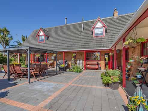 389 Kawiu Road, Levin