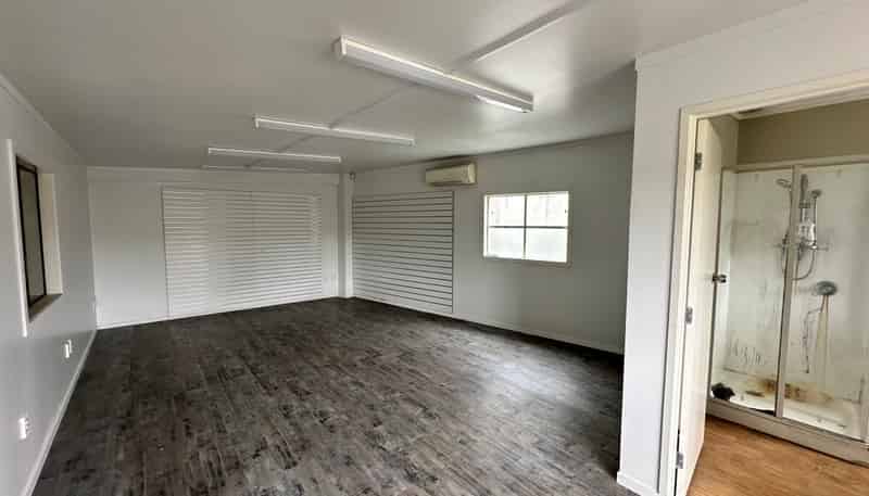 9/199  Triangle Road, Massey