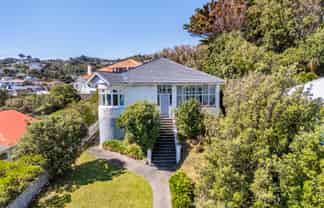 13 Brighton Street, Island Bay
