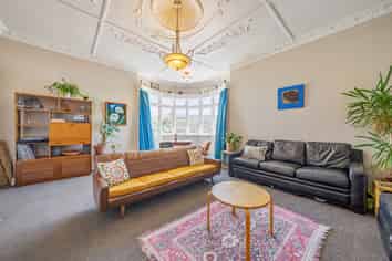 13 Brighton Street, Island Bay