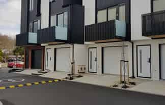 18/182 London Street, Hamilton Central