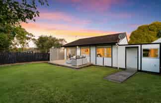 2/5 Cheam Place, Pakuranga Heights