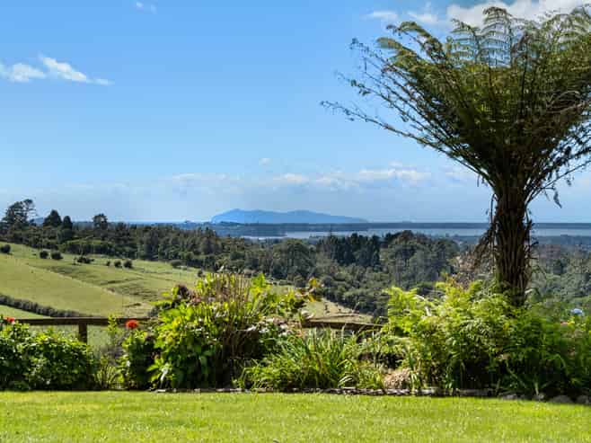 424A Hot Springs Road, Katikati