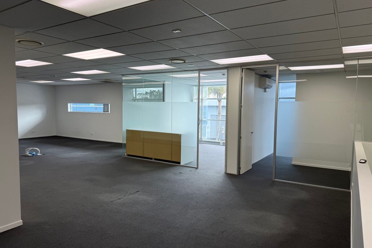 Modern industrial unit, available soon!! - Vista 2