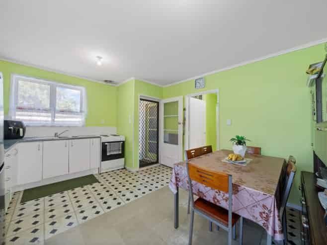 25 Rapson Road, Otara