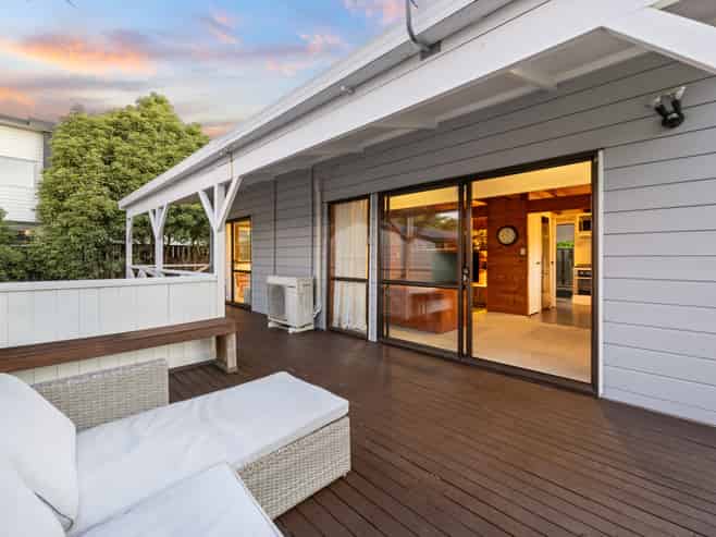 4037A Great North Road, Glen Eden