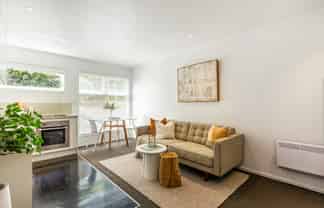 2/2 Westwood Terrace, Saint Marys Bay