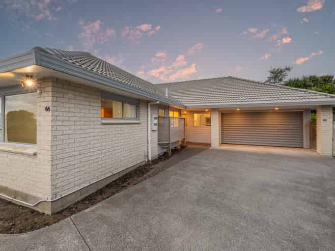 66 Golfland Drive, Golflands