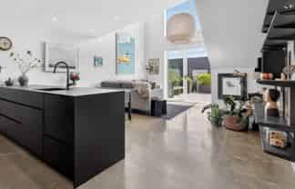 48D Sydney Street, Petone