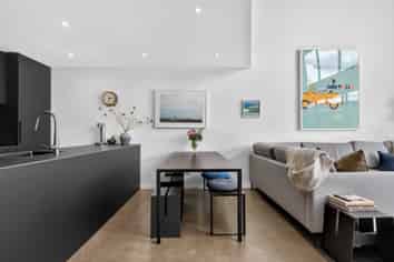 48D Sydney Street, Petone