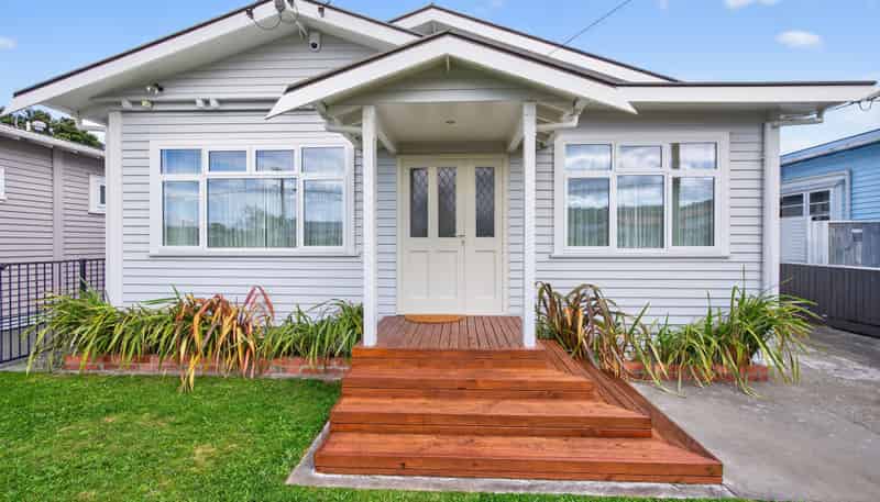 8 Ava Street, Petone