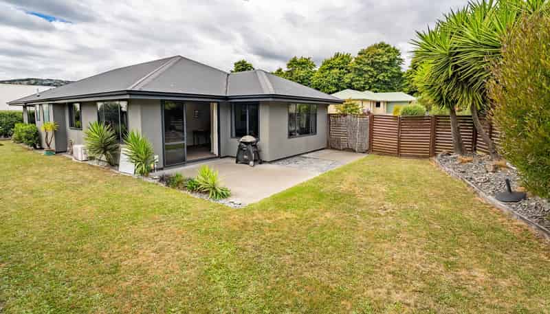 79 Fergusson Street, STOKE