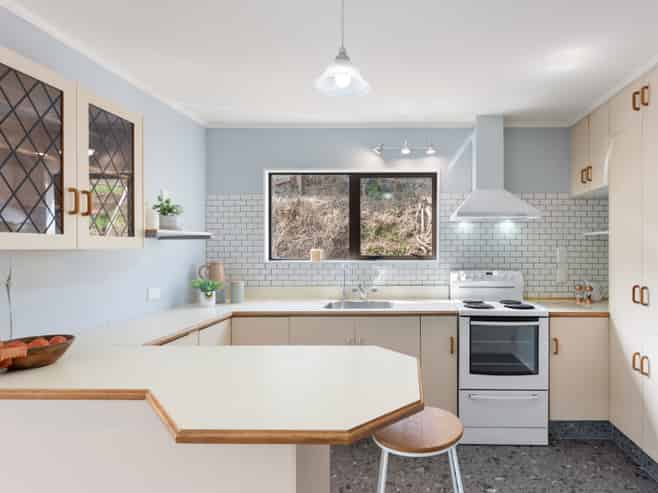 85 Leinster Avenue, Raumati South