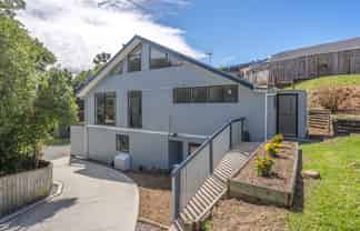 85 Leinster Avenue, Raumati South