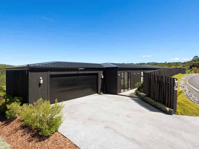 236 Hillcrest Road, Wainui