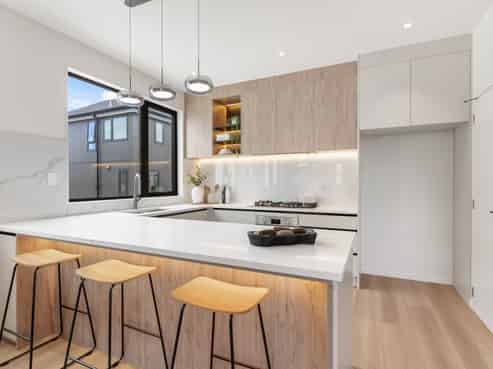 1A-1C Altair Place, Windsor Park