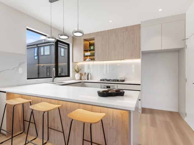 1A-1C Altair Place, Windsor Park