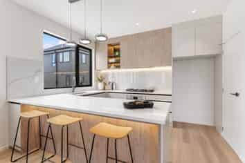 1A Altair Place, Windsor Park