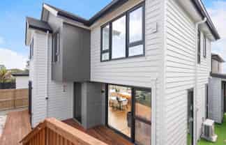 1B Altair Place, Windsor Park