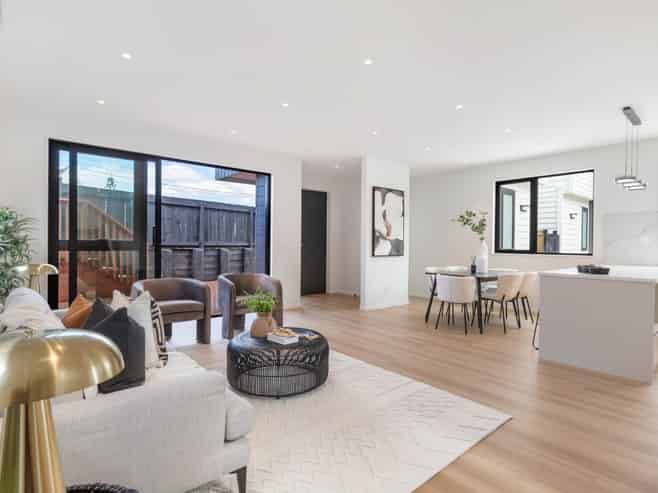 1B Altair Place, Windsor Park