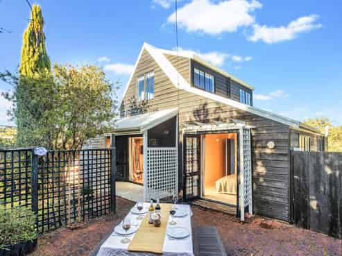 383 Sea View Road, Onetangi