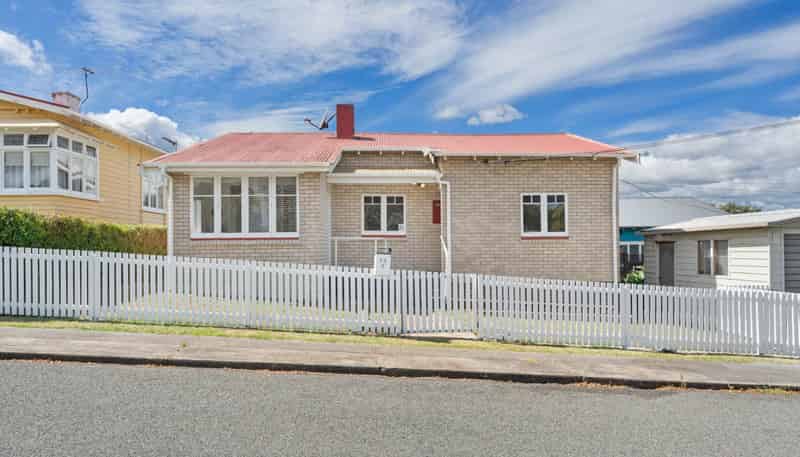 1&2/32 Hardington Street, Onehunga