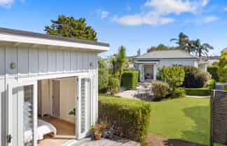 11 Palmerston Road, Birkenhead