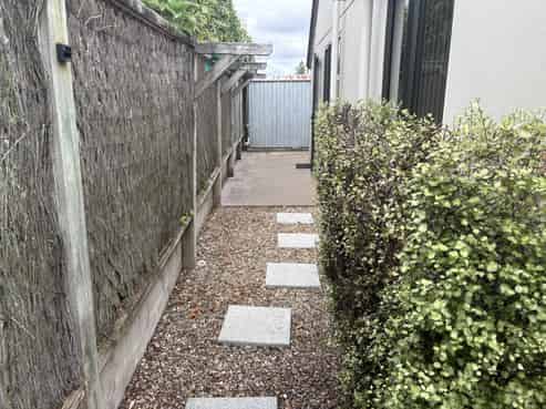 2 Joshua Place, Rangatira Park