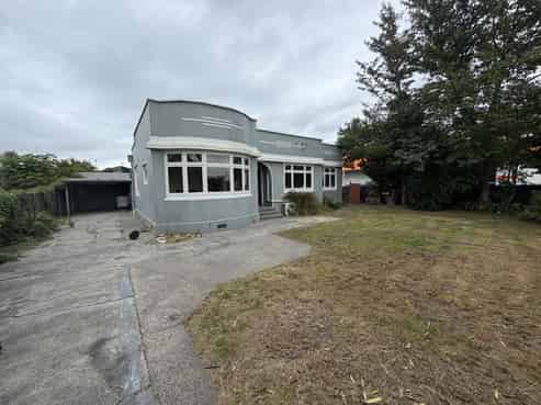 101 Alexandra Crescent, Mayfair