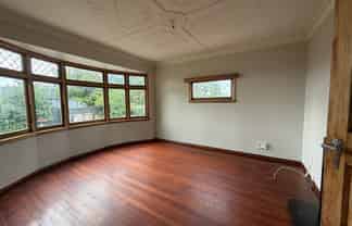 101 Alexandra Crescent, Mayfair