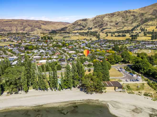 1 Jessies Crescent, Wanaka
