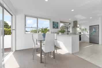 23 Mandarin Place, Half Moon Bay