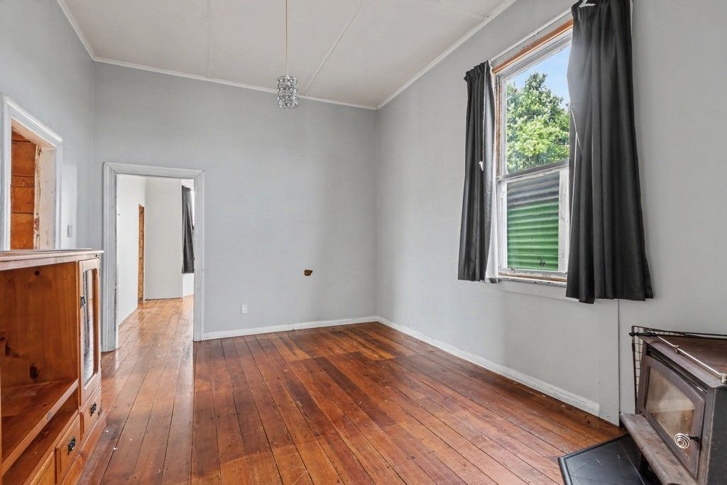Ready for Renovation - Fler