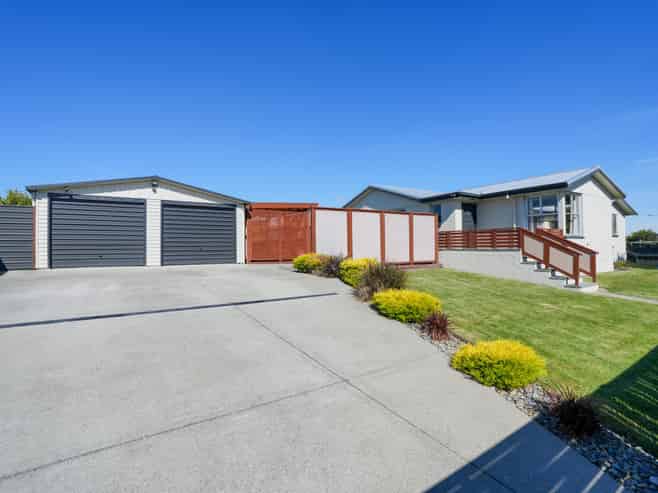 3 Forfar Crescent, ROCKDALE