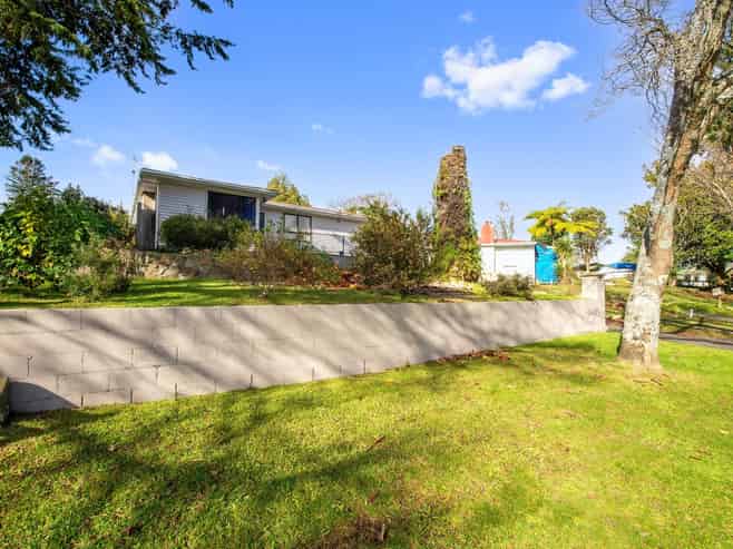 11 Pandora, Sunnybrook