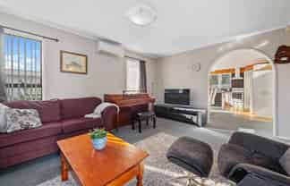 11 Pandora, Sunnybrook