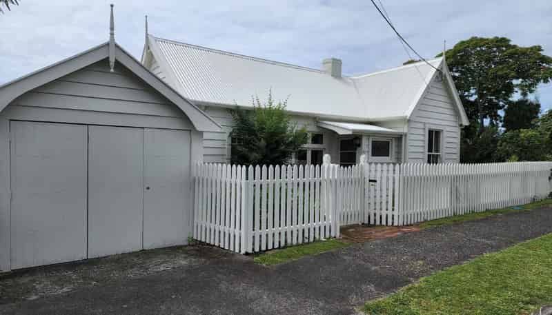 49 Gilbert Street, New Plymouth