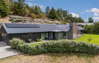 98 Aronui Road, Alexandra