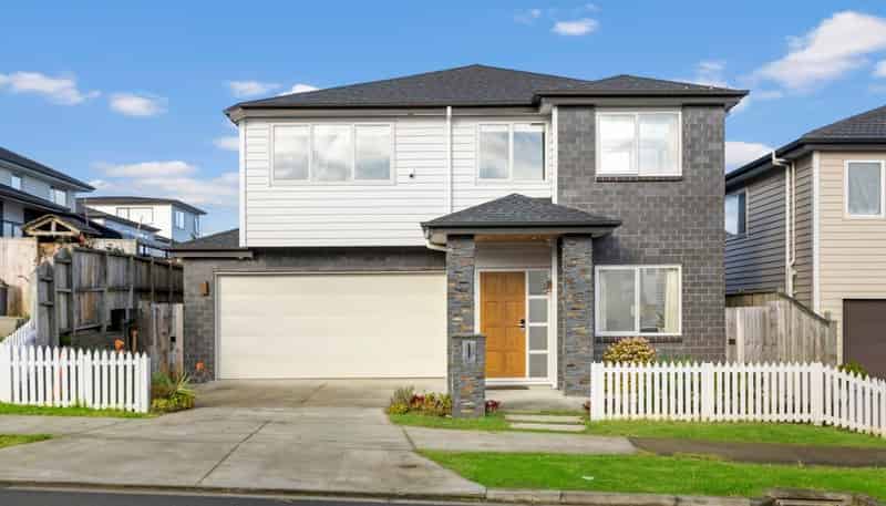 27 Peihinga Road, Flat Bush