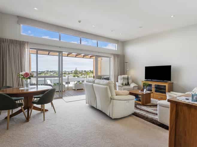 203/24 Wellington Street, Howick