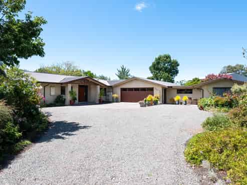 438 Twyford Road, Twyford