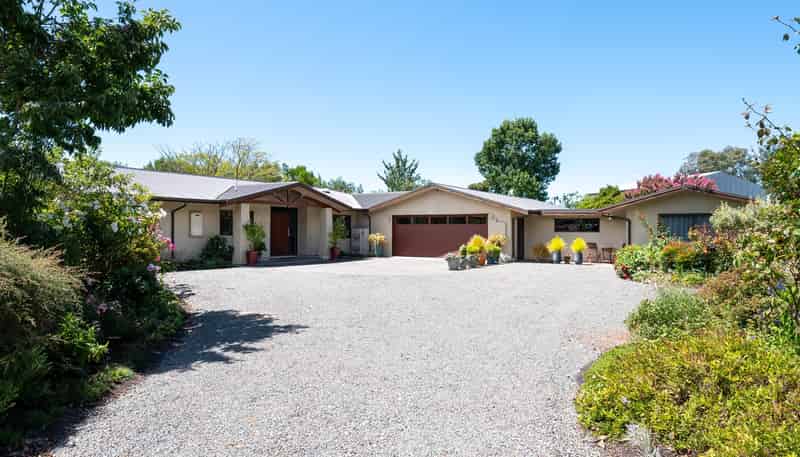 438 Twyford Road, Twyford