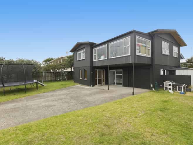 1282A Papamoa Beach Road, Papamoa Beach
