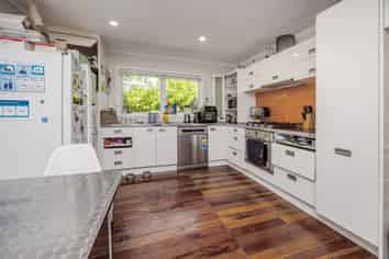 22 Michaels Avenue, Ellerslie