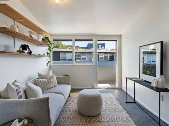 8/11 Don Croot Street, Morningside