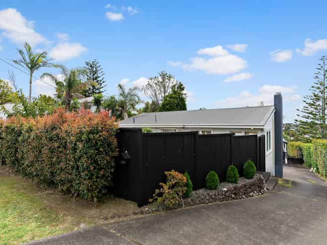 111 Carlisle Road, Torbay