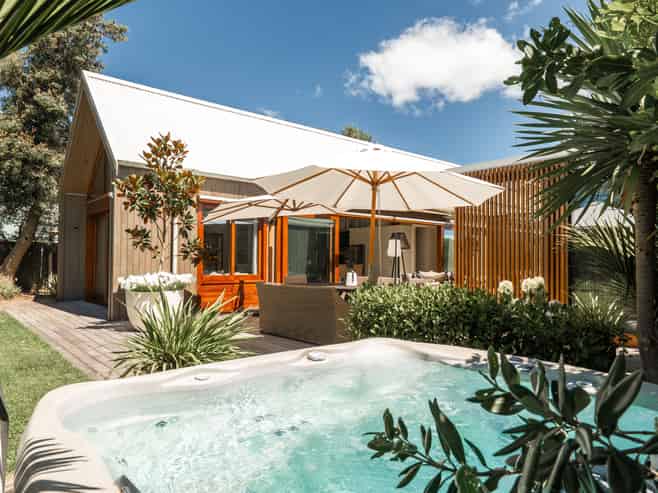 2 Sea Crest Place, Waihi Beach