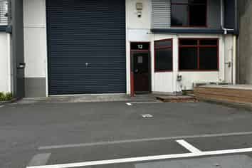 Secure 145 sqm Wiri Warehouse + Office