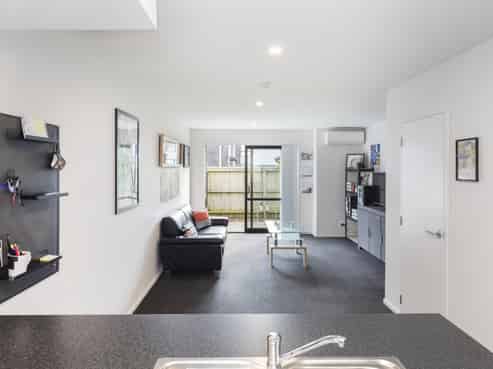 27/17 Bunyan Street, Waltham