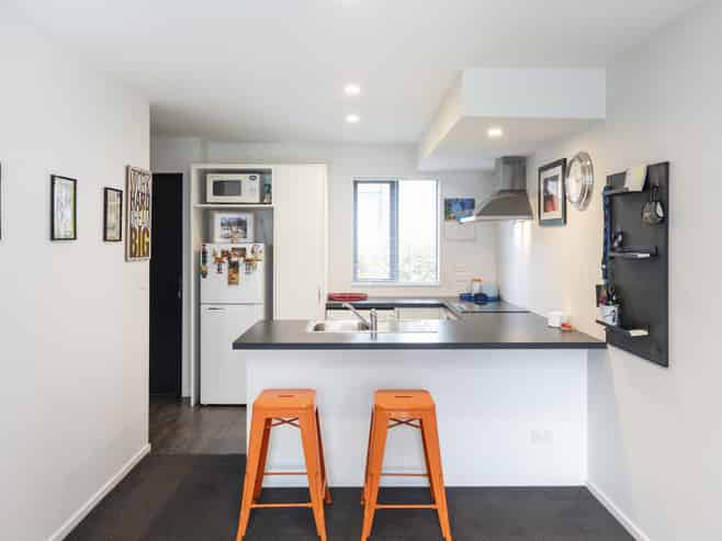 27/17 Bunyan Street, Waltham